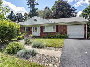 106 Eisenhower Blvd, Lancaster, PA 17603