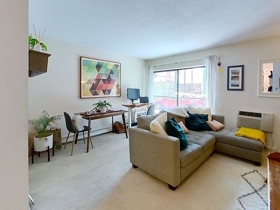 2nd image of 24 Highland Ave APT 3
