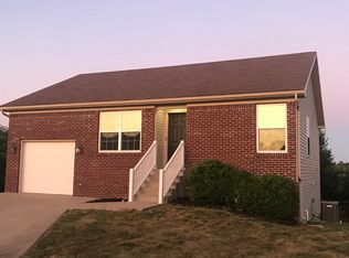 106 Clearwater Ct, Georgetown, KY 40324