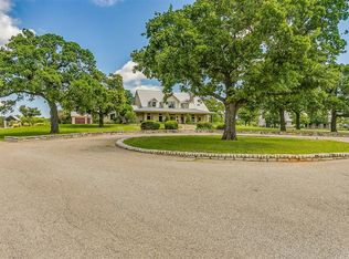 542 Old Authon Rd, Weatherford, TX 76088