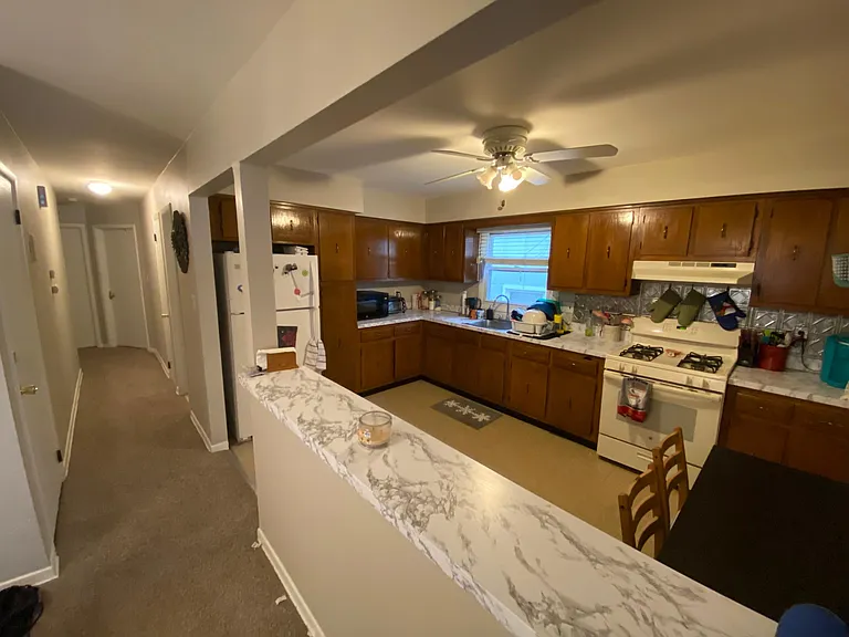 44 E 52nd St #2 — Photo 9