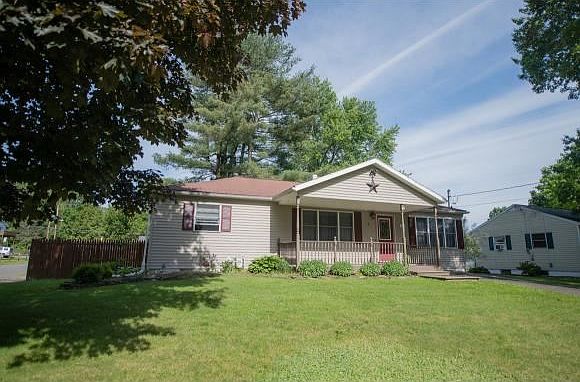 1st image of 26 Sandy Ln