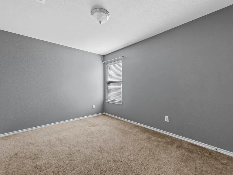 5533 Grenada Dr — Photo 10
