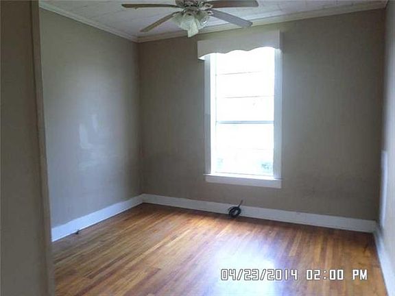 5th image of 802 Avenue E