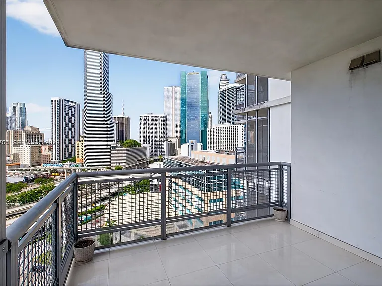 350 S Miami Ave #1705 — Photo 33