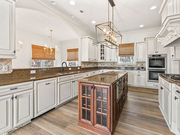 4th image of 6017 Fish Hawk Ct.