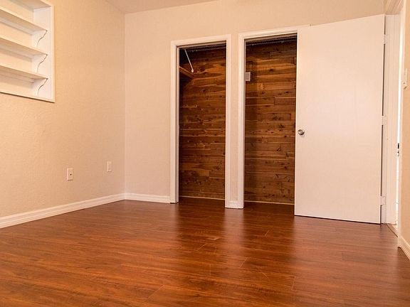 5th image of 130 SW 14th Ave #130