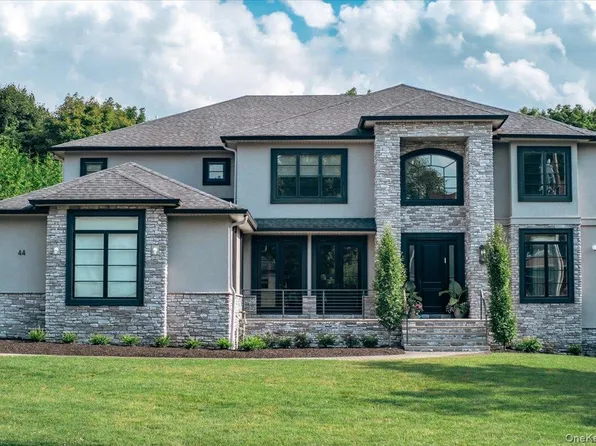 44 Parker Boulevard, Monsey, NY 10952