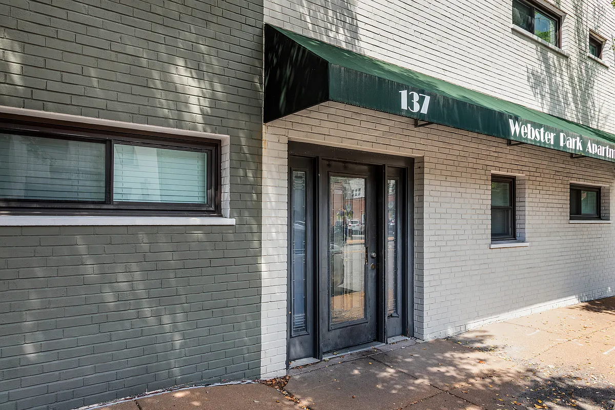 Building Photo - 137 E Lockwood Ave #2-B