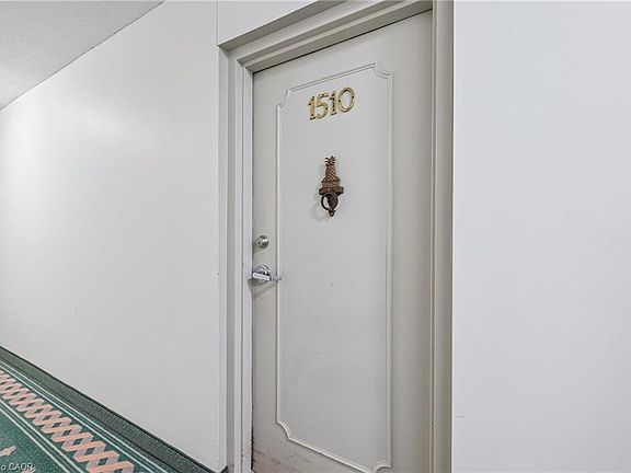 4th image of 225 Harvard Pl #1510