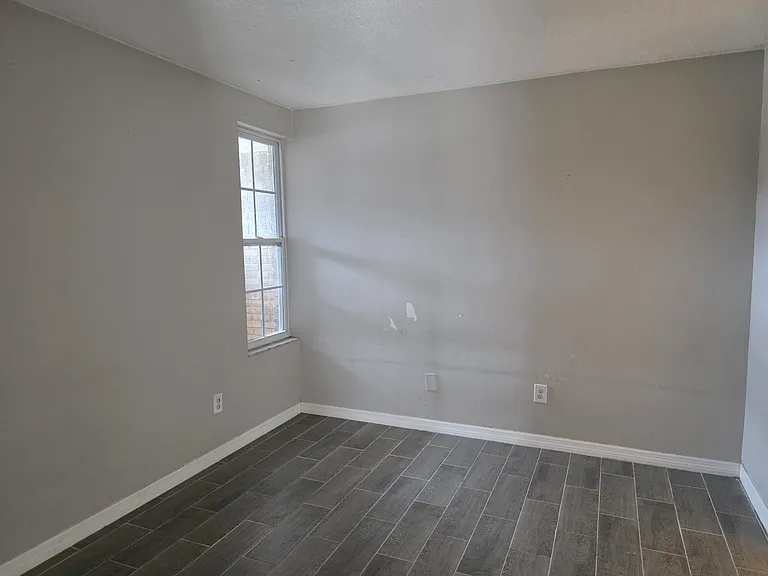 3235 Bloomingdale Villas Ct — Photo 18