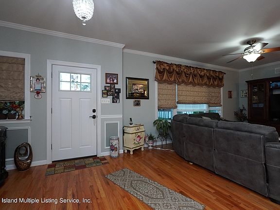 4th image of 277 8th St