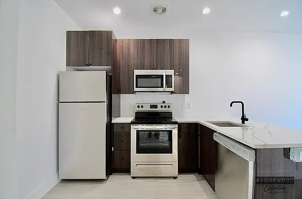 Rented by Voro NYC | media 13