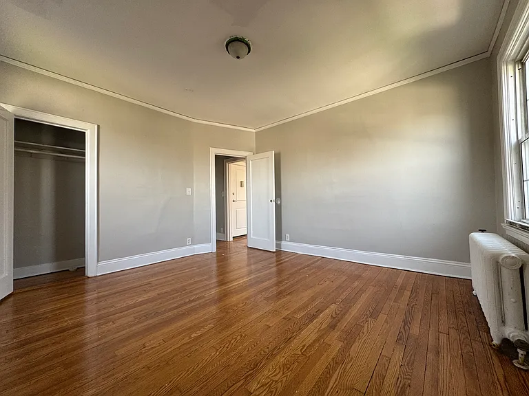 15-402 Vine St #D402 — Photo 6