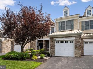 9 Tree Swallow Dr, Princeton, NJ 08540