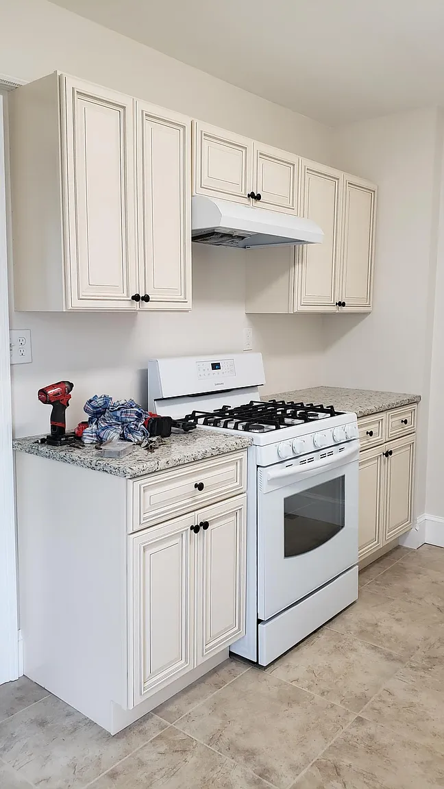 1237 Maple St photo 1