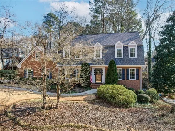 2097 Haverhill Dr, Marietta, GA 30062