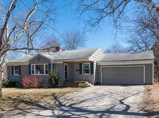 11 Southwell Rd, Cape Elizabeth, ME 04107