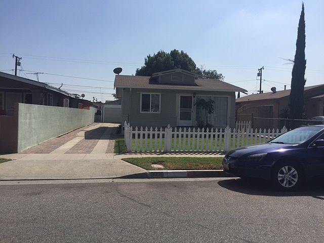 1st image of 3906 E 57th St