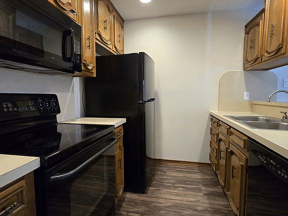 5th image of 3314 San Mateo Dr