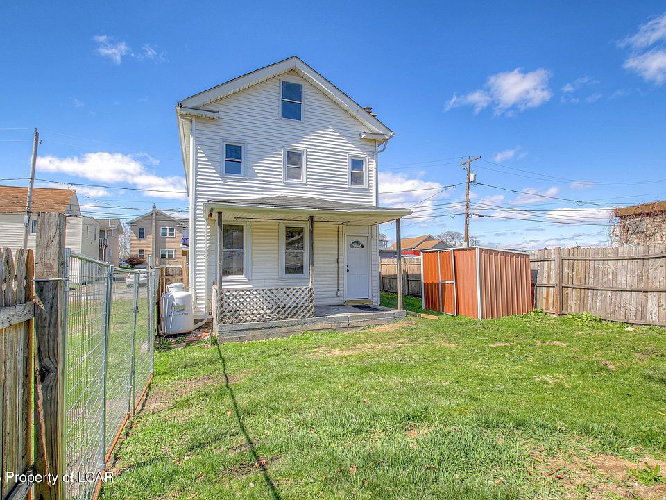 1st image of 6 Welles Ave