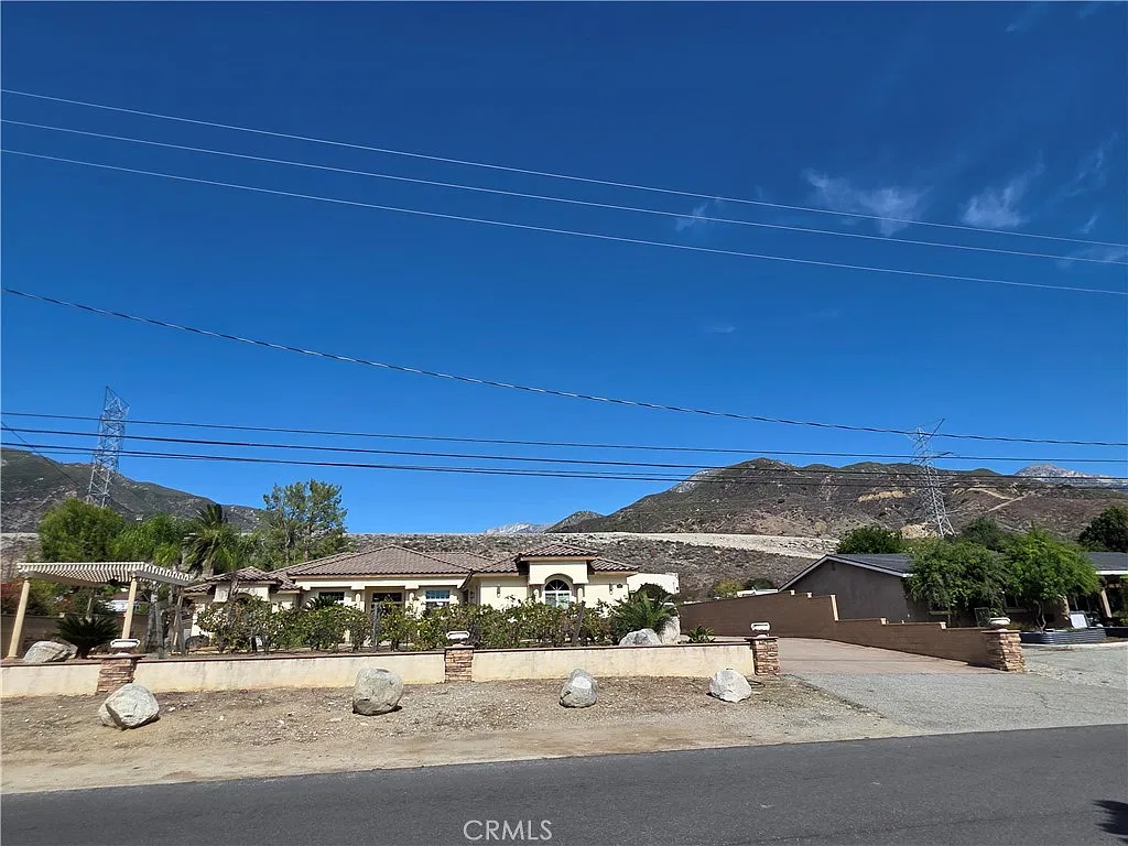 2 bed, 780 sqft, $2,890 — Photo 3