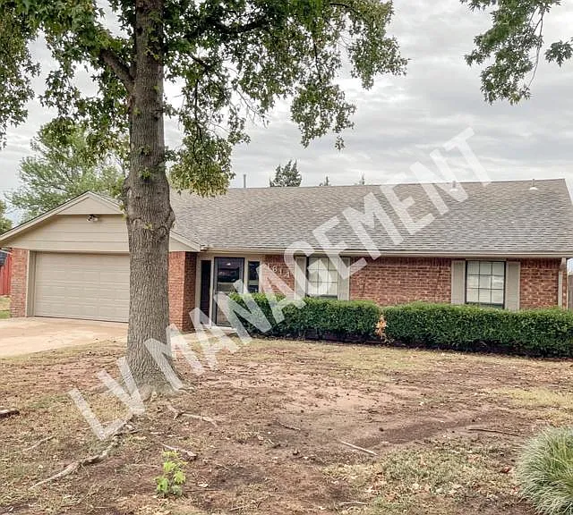 1614 Terrace Dr — Photo 1