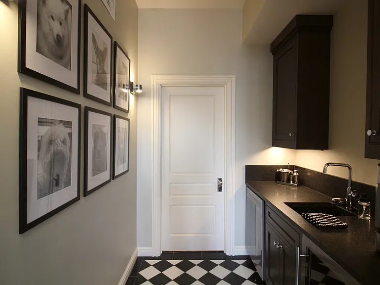1819 Sarah St — Photo 26