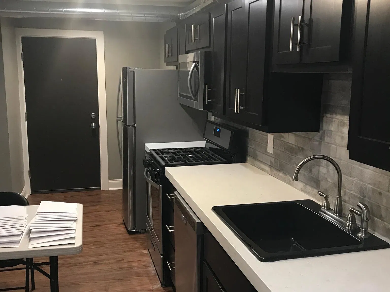 327 N Neville St — Photo 3