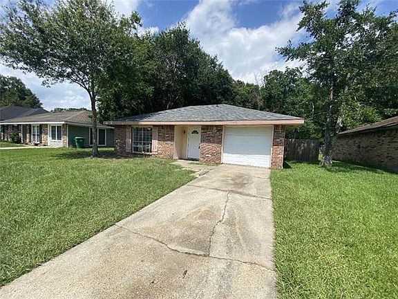 2nd image of 316 Clearwood Dr