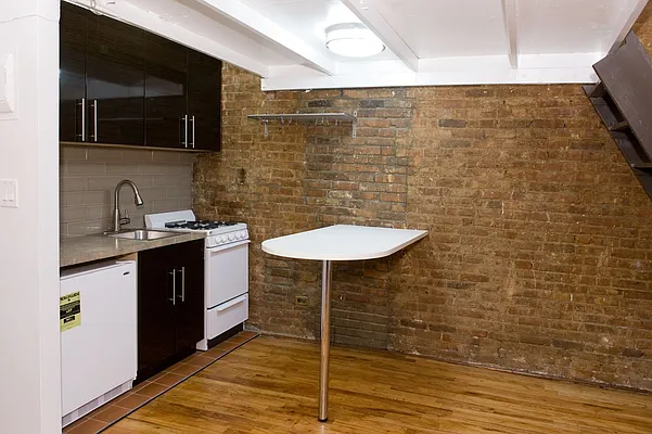 Rented by Compass | media 4