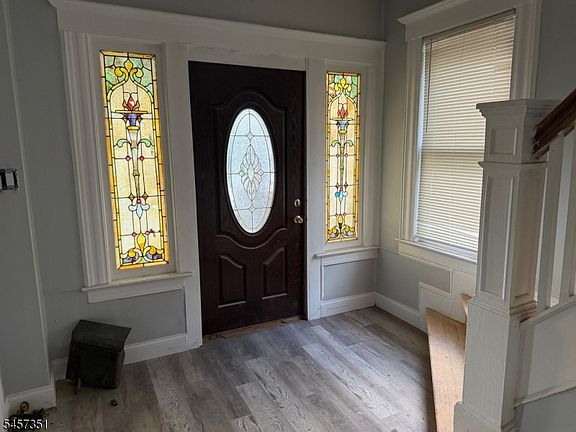 3rd image of 161 Hillside Ave