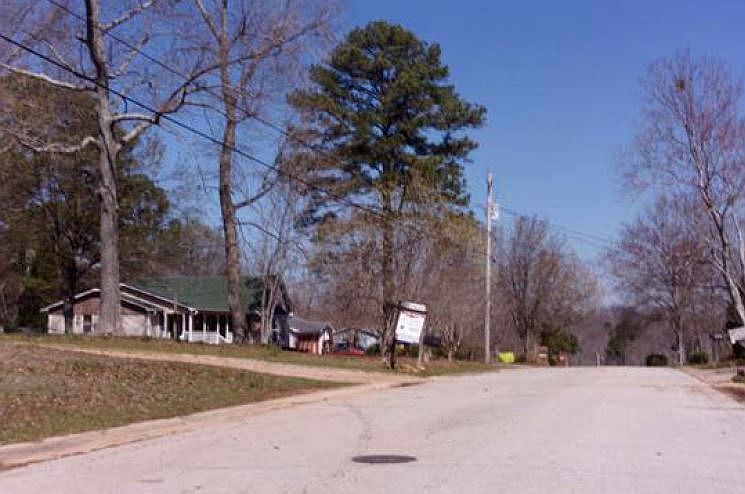 2nd image of 6930 Heather Ln