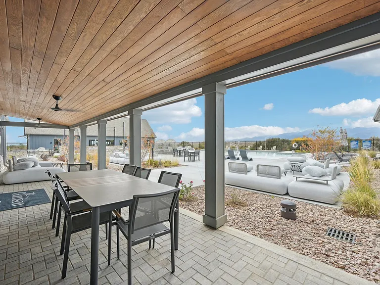 The Garrison Luxury Apartments — Photo 49