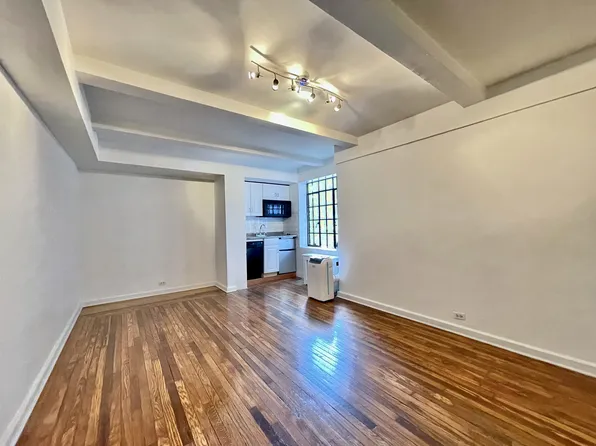 45 Tudor City Place image 1 of 4