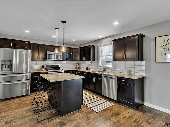 4th image of 2 Magrum Ln
