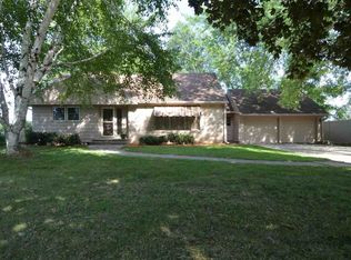 1223 Guns St, Green Bay, WI 54311