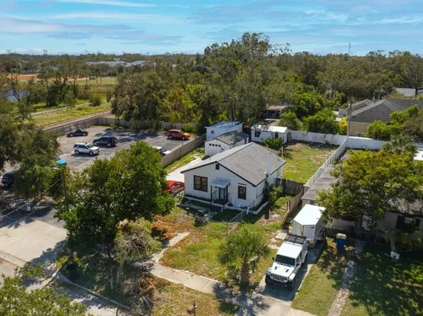 621 E St, Clearwater, FL 33756