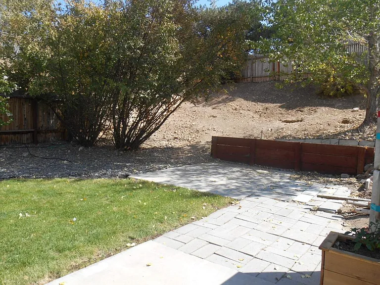 113 Zircon Dr — Photo 11