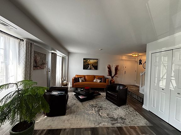 3rd image of 353 S Whispering Hills Dr Unit B