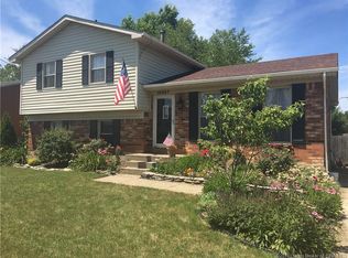 10307 Bayport Rd, Jeffersontown, KY 40299