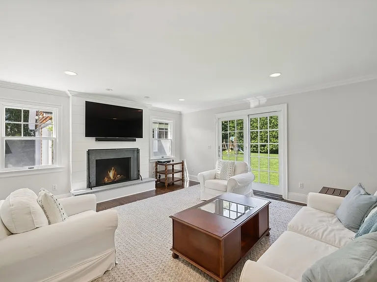 3 Lynda Ct — Photo 11