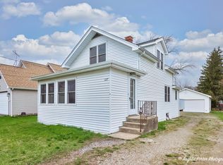 127 Kent Ave, Wauconda, IL 60084