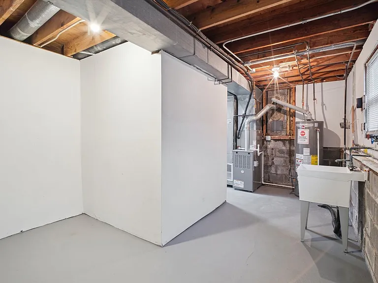 6699 Deer Ct — Photo 21