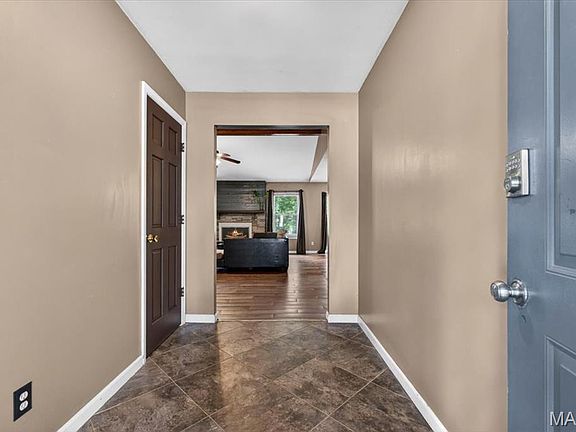 3rd image of 7389 The Cedars Dr