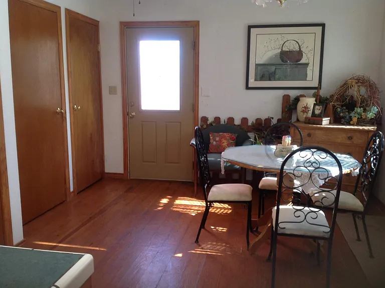 22067 FM 16 W #B — Photo 20