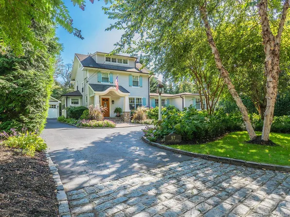 97 Lafayette Avenue, Sea Cliff, NY 11579