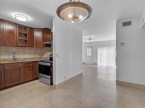 4th image of 11398 Royal Palm Blvd #11398