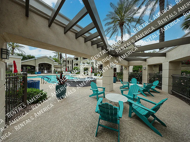 5303 N 7th St #232 — Photo 4