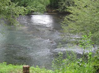 896 Piney Rd, Hayesville, NC 28904